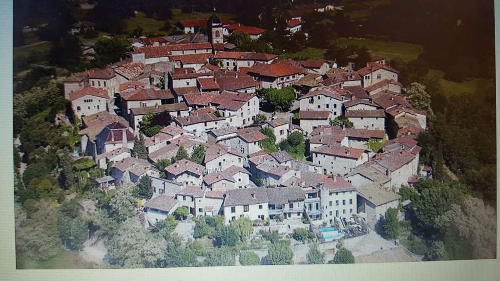 Campanile Lyon Est Aeroport Saint Exupery Hotell Fasiliteter bilde